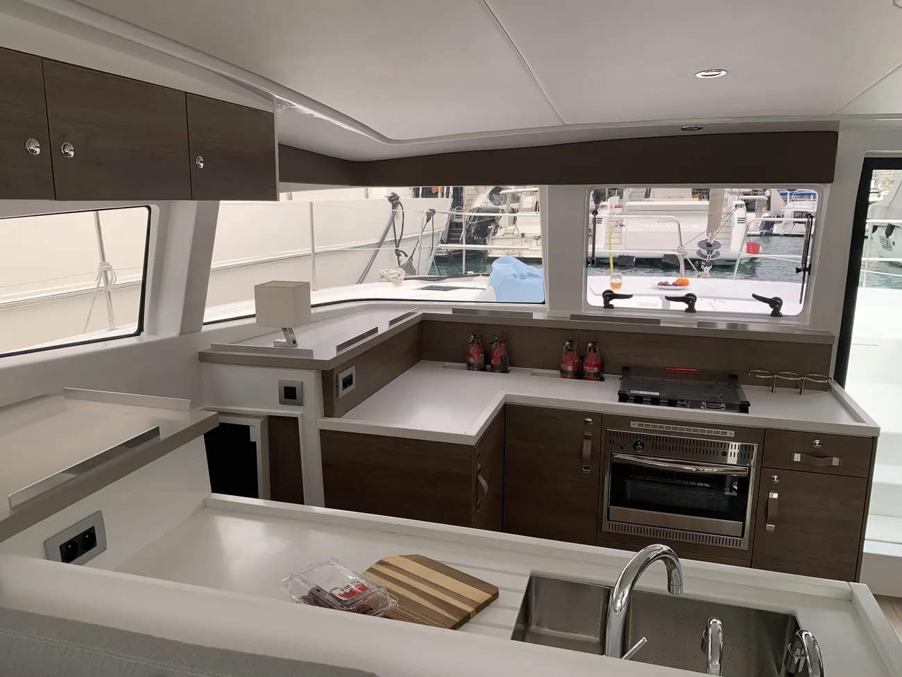 https://www.rightboat.com/boat_images/image_29207136/compressed_09067807e311483da680278498c823fdcb5db40dad7746e4b6d64c6cfc5efc37.webp photo 20