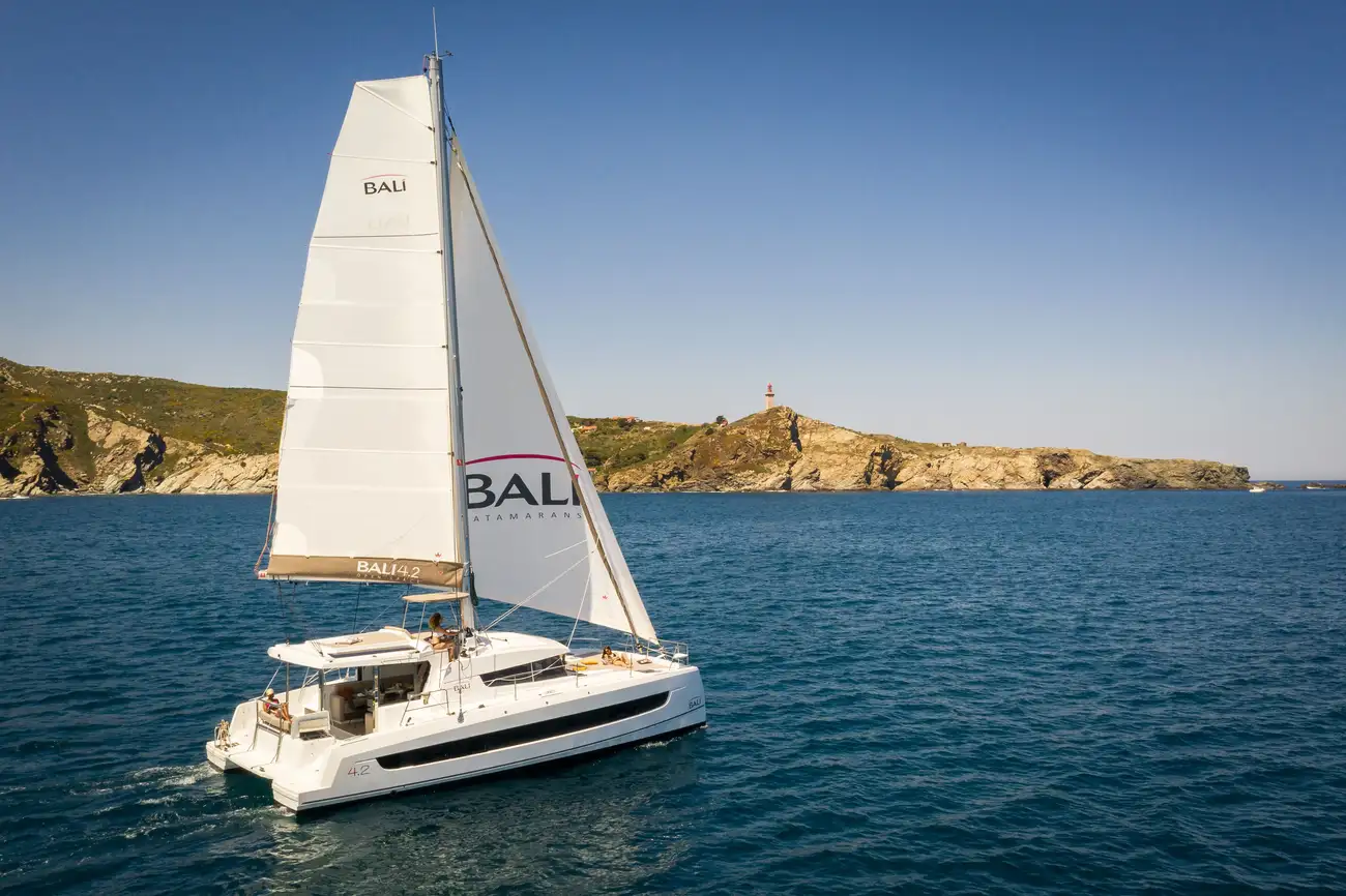 https://www.rightboat.com/boat_images/image_29207157/compressed_ab02f175c5bd44daa196ba23568fd99cfeea26de074847a38b564f01a7793aa7.webp photo 39