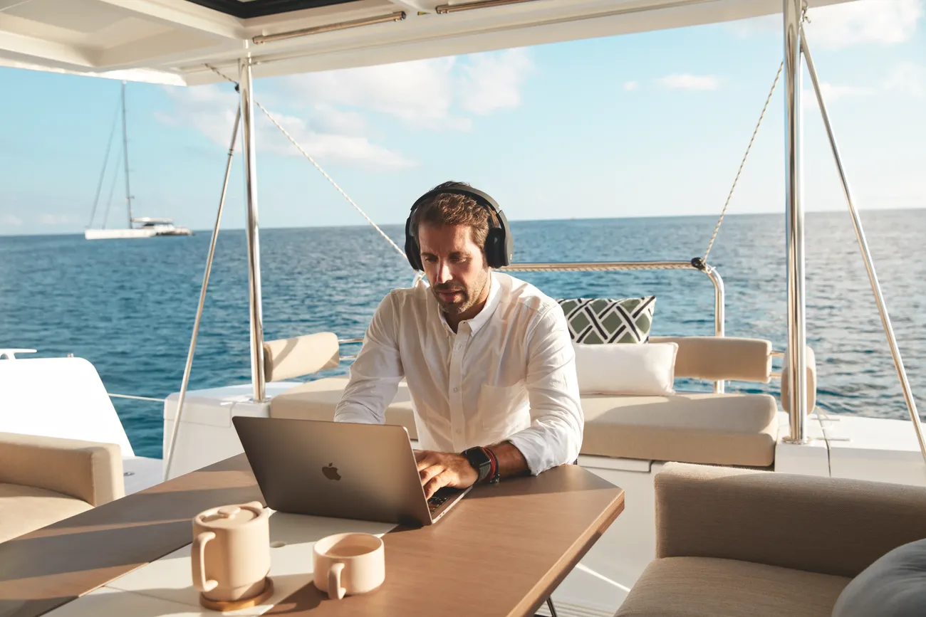 https://www.rightboat.com/boat_images/image_29207162/compressed_a60317d880b44df688814ec174ae023a6588470741ad4a21a4d1e1399b1b0d77.webp photo 18
