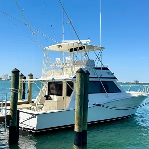 1990 Viking 43 Convertible