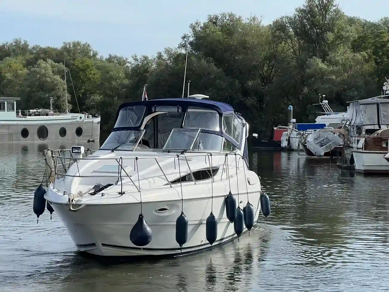 2000 Bayliner 3055 Ciera image 11