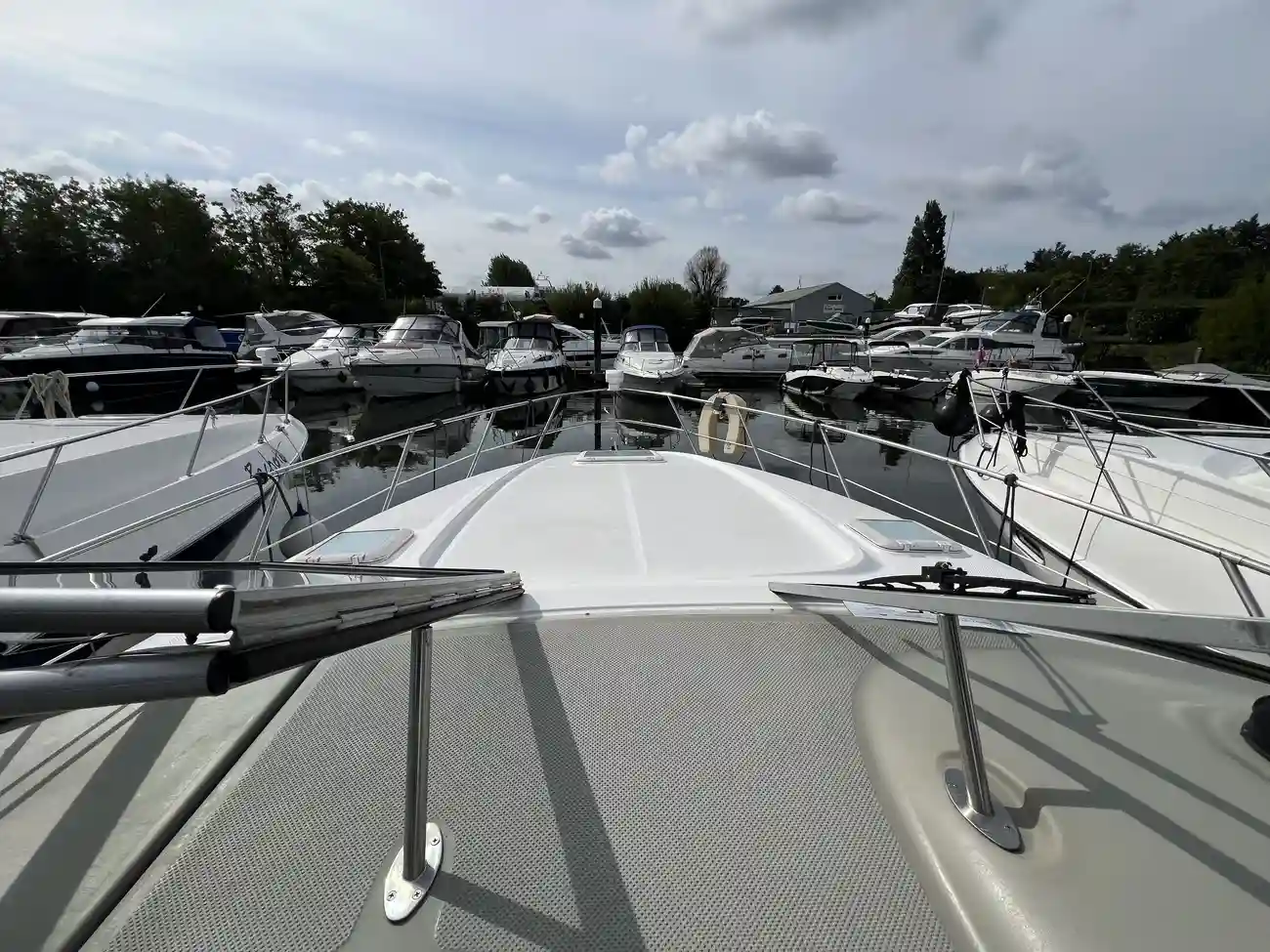 2000 Bayliner 3055 Ciera image 16