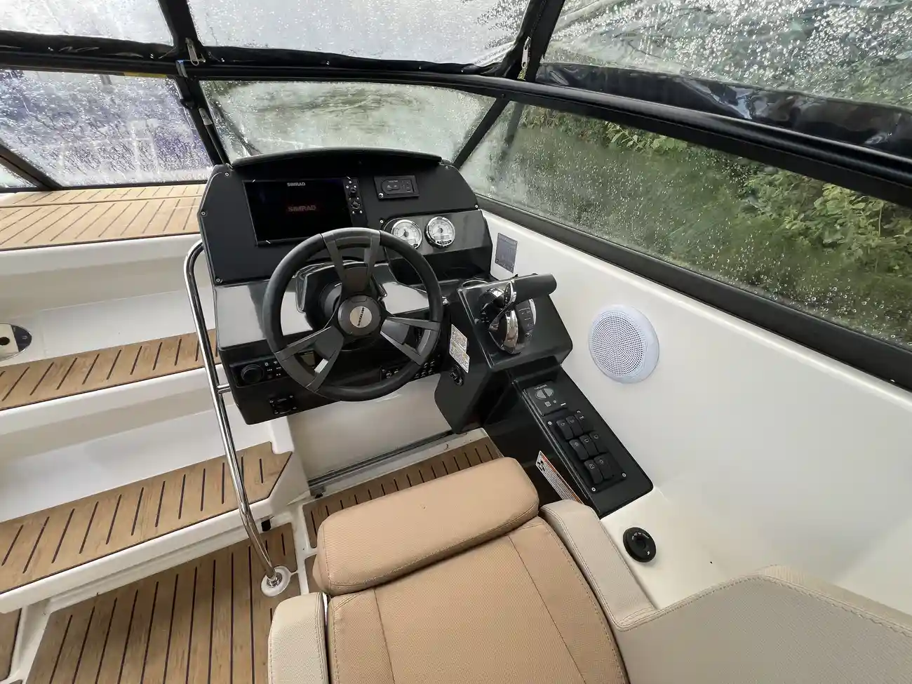 2022 Quicksilver 805 Activ Cruiser image 22
