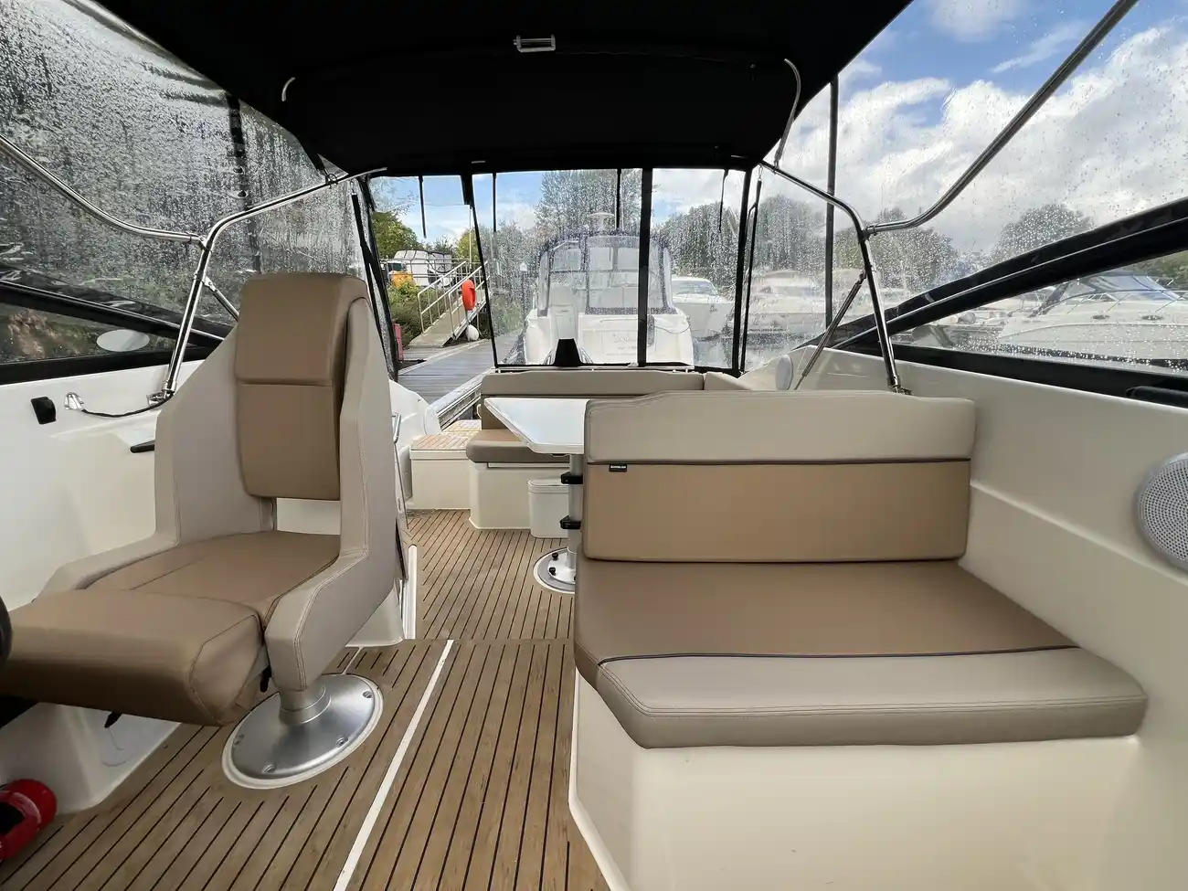 2022 Quicksilver 805 Activ Cruiser image 18