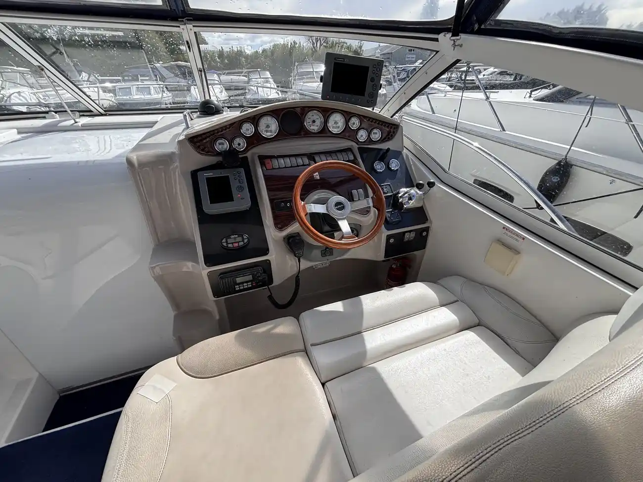 2005 Doral Elegante 33 image 23