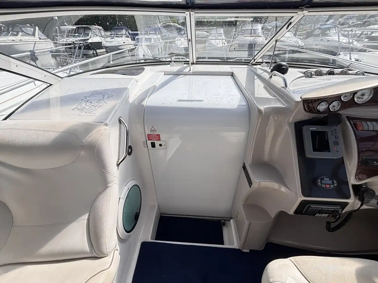 2005 Doral Elegante 33 image 25