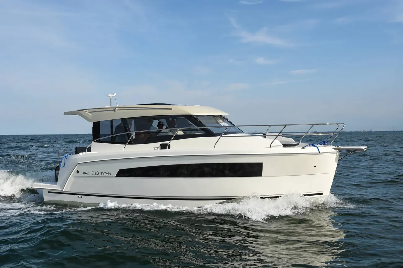 Balt Yacht 918 Titanium