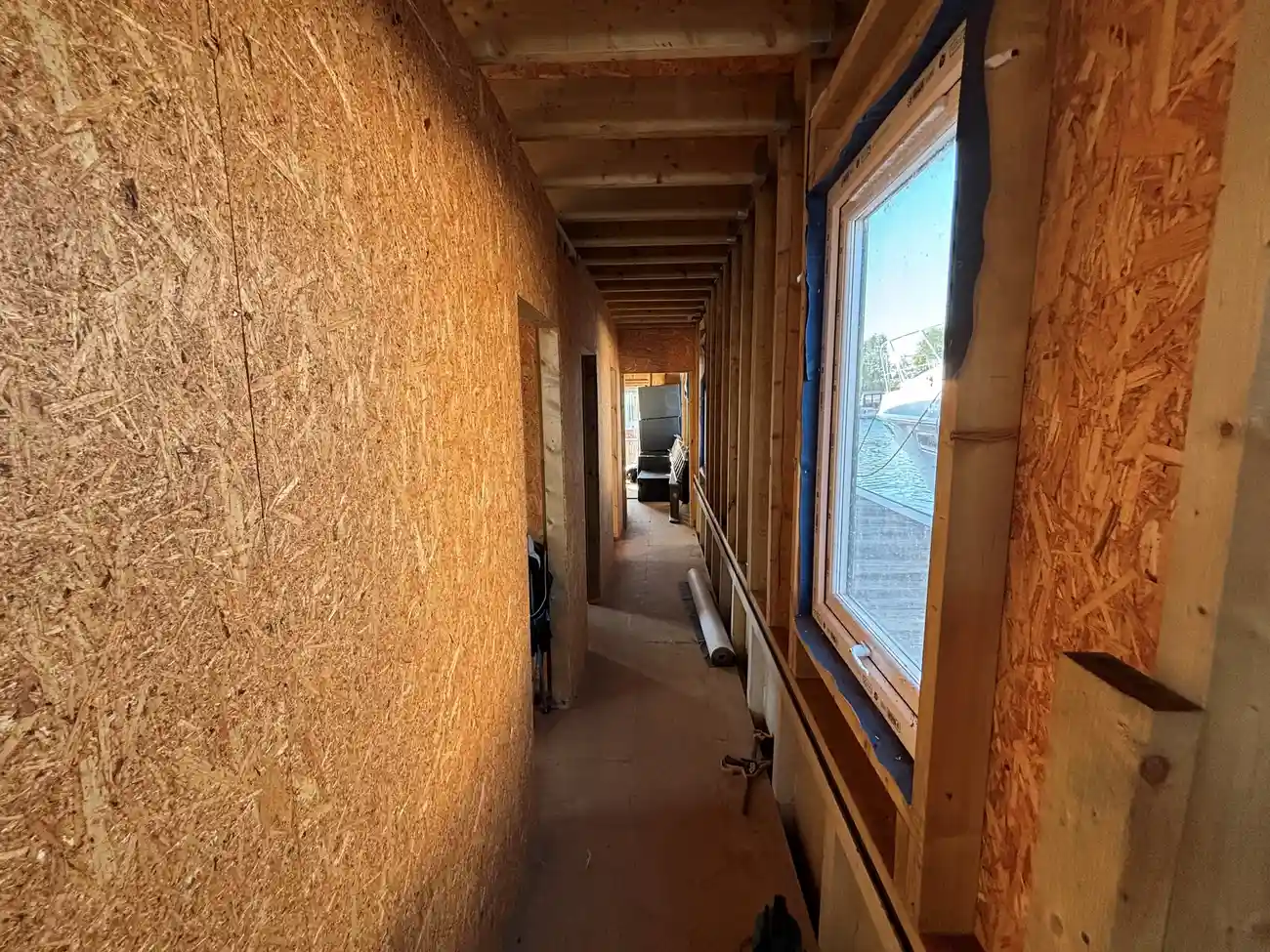 HOUSEBOAT 60 X 13 2010