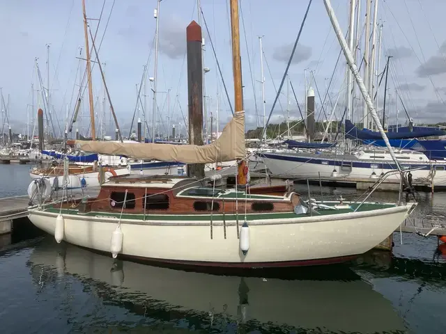 Cutter Rigged Sailboat | Cutter Ships | Cutter Boats and ...