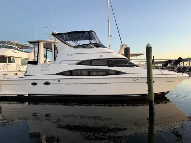 2003 Carver 444 Cockpit Motor Yacht for Sale in Bradenton