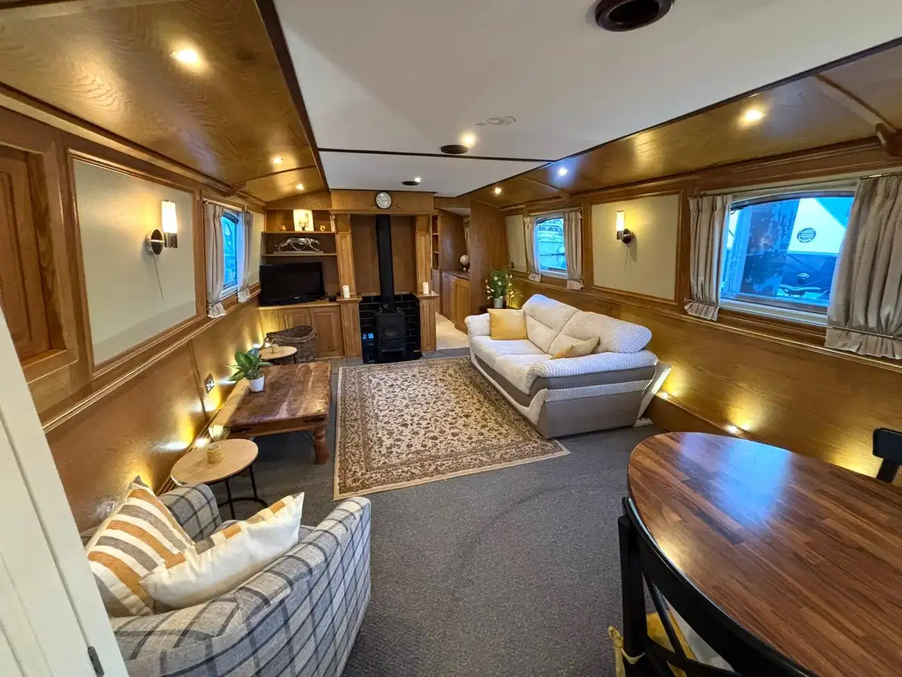 AQUALINE BOATS 60 WIDEBEAM 2014