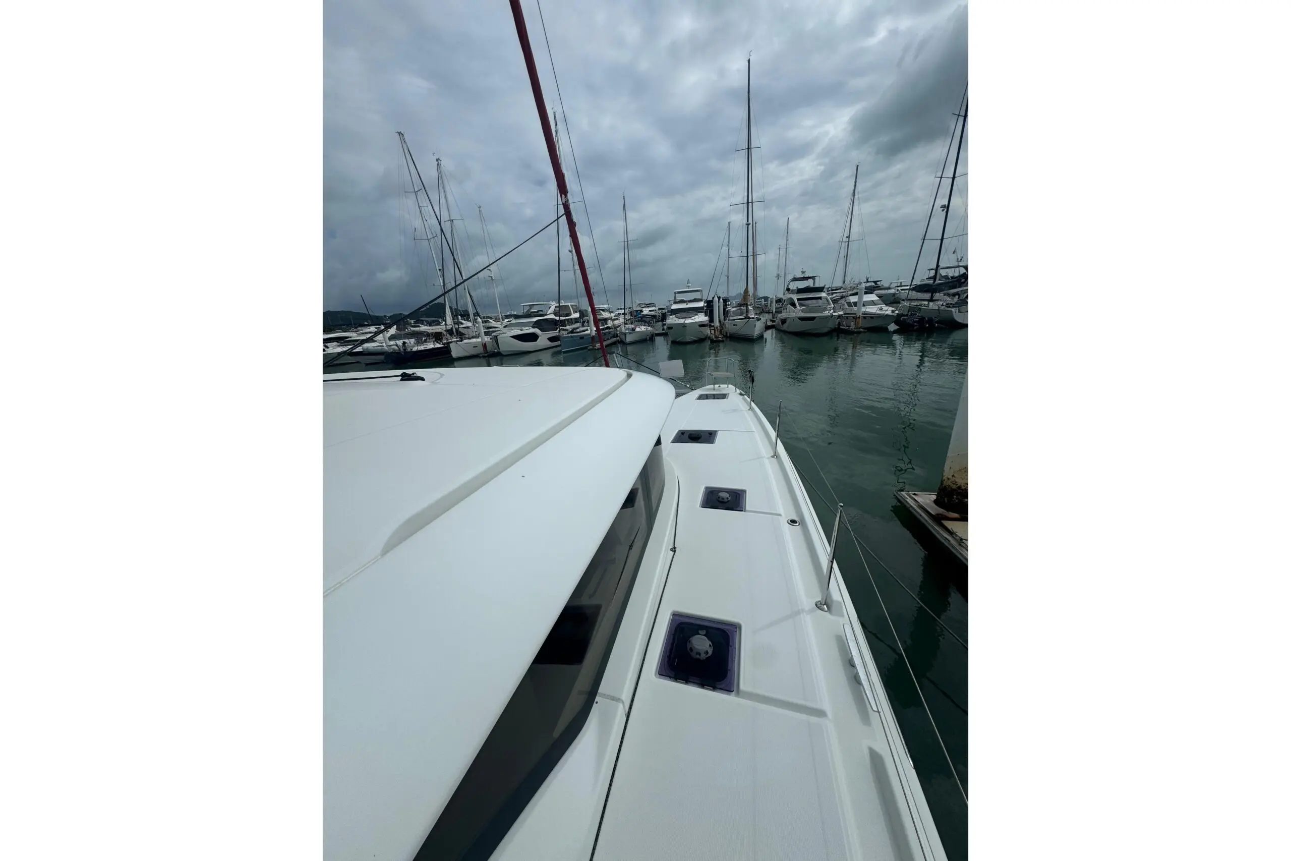 https://www.rightboat.com/boat_images/image_30312247/compressed_37b64c9907134367a8636609194f8c989bf78b015838475a8125d29f15c69968.webp photo 10