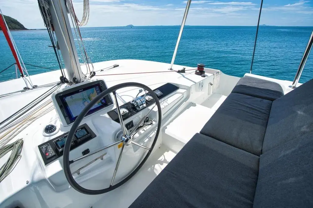 https://www.rightboat.com/boat_images/image_30312260/compressed_df1190e761524573a5f656f502df699364e2ddd08668408594caf771a220d3d0.webp photo 6