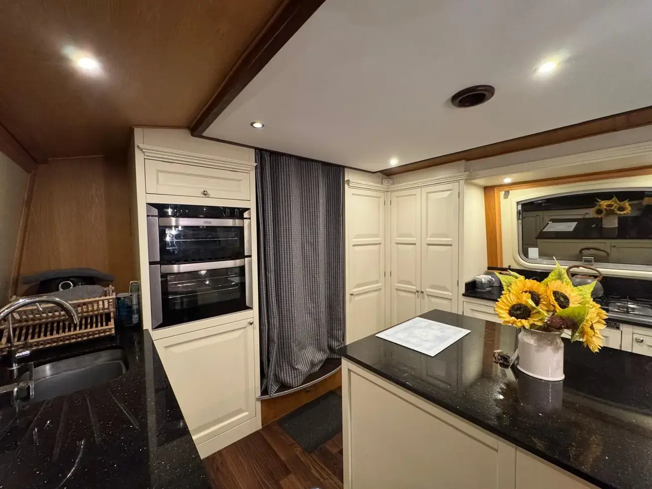 AQUALINE BOATS 60 WIDEBEAM 2014