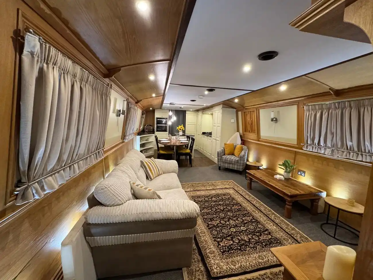 AQUALINE BOATS 60 WIDEBEAM 2014