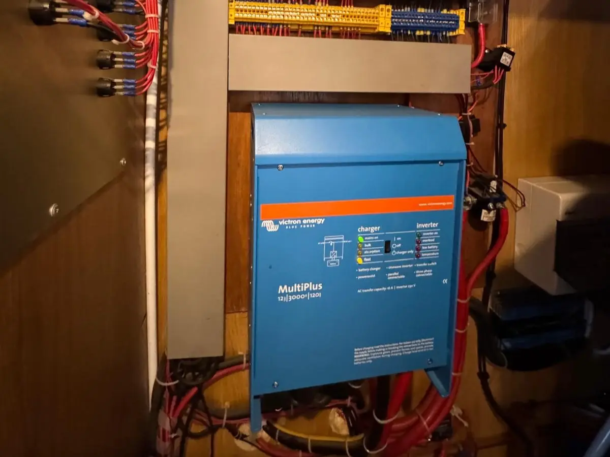 AQUALINE BOATS 60 WIDEBEAM 2014