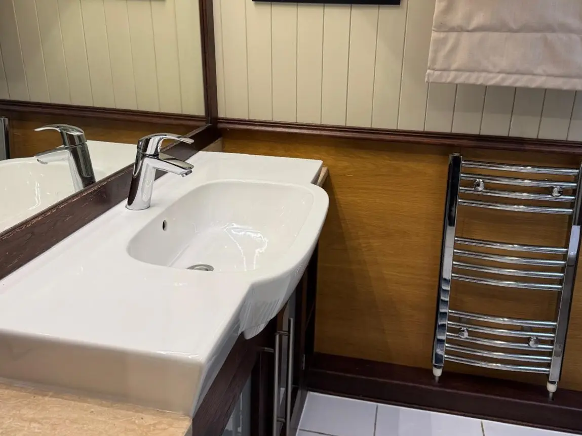 AQUALINE BOATS 60 WIDEBEAM 2014