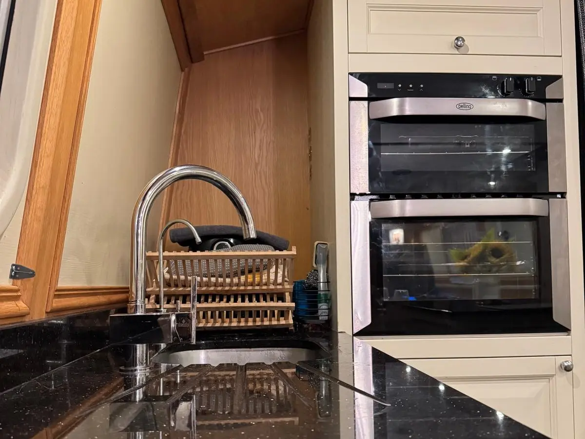 AQUALINE BOATS 60 WIDEBEAM 2014