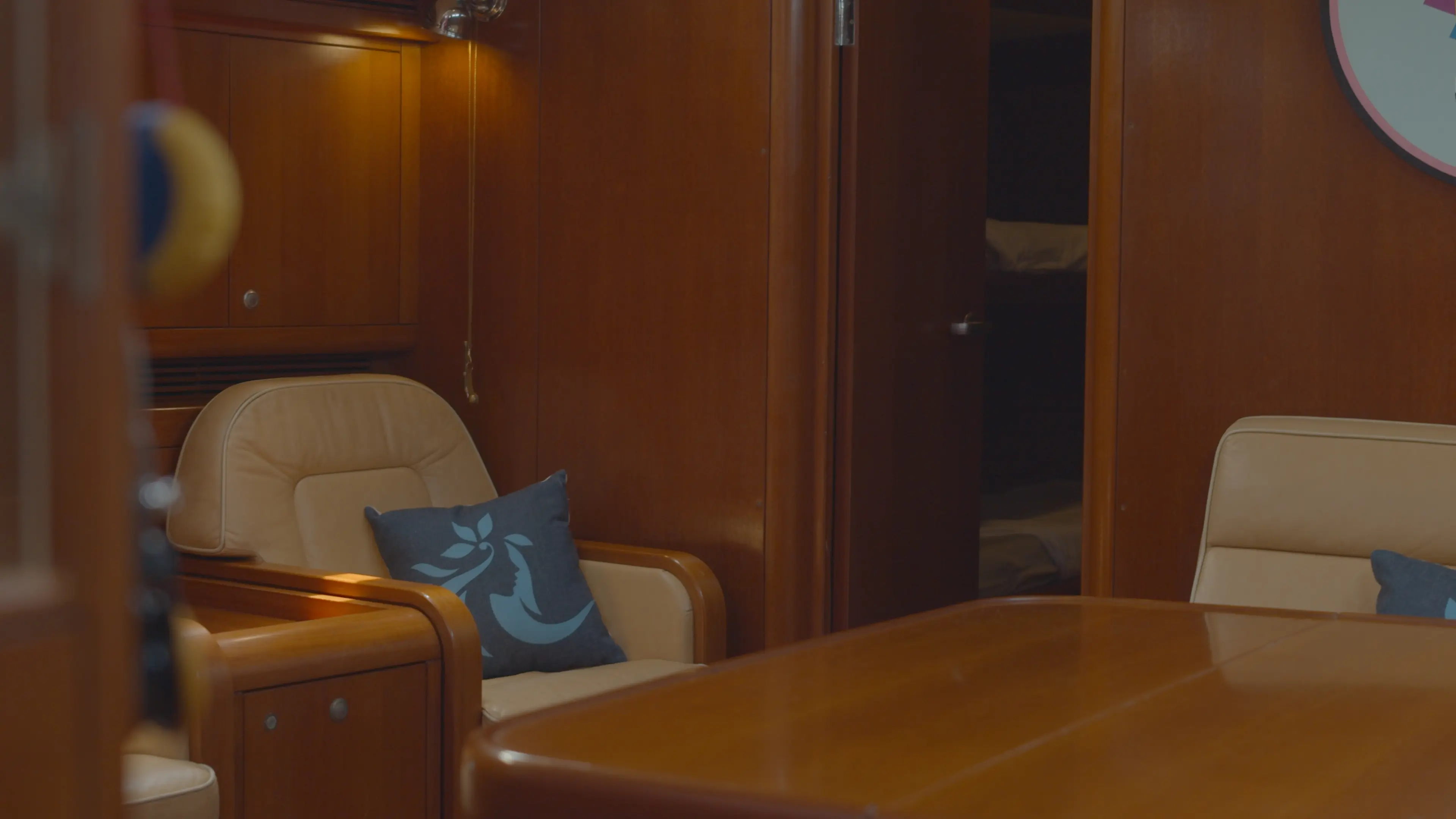 https://www.rightboat.com/boat_images/image_30354856/compressed_a10db24538464eaab8be77b4481e9e9ad1f94d4c97ac41bdb775fbd6184e293c.webp photo 24