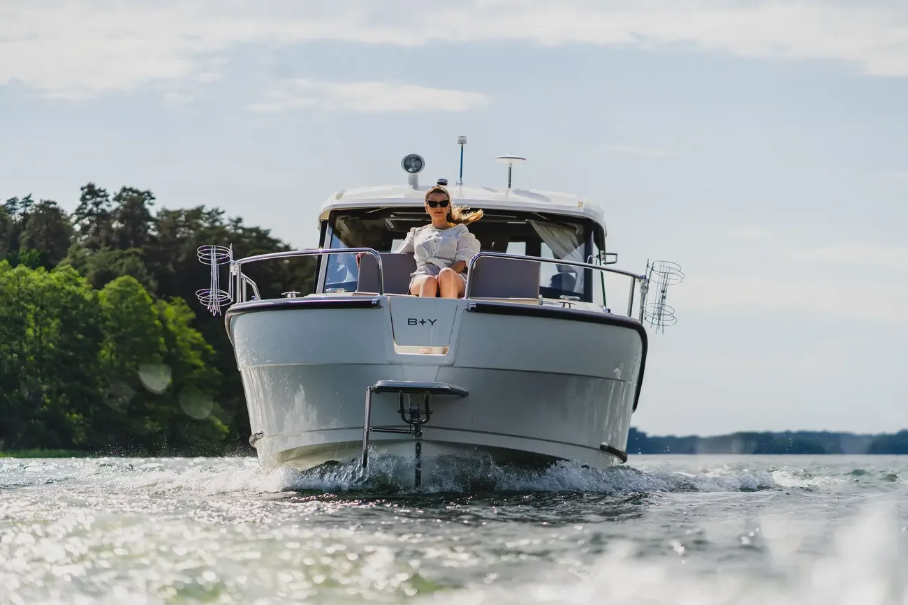 BALT YACHT SUNCAMPER 31 2026