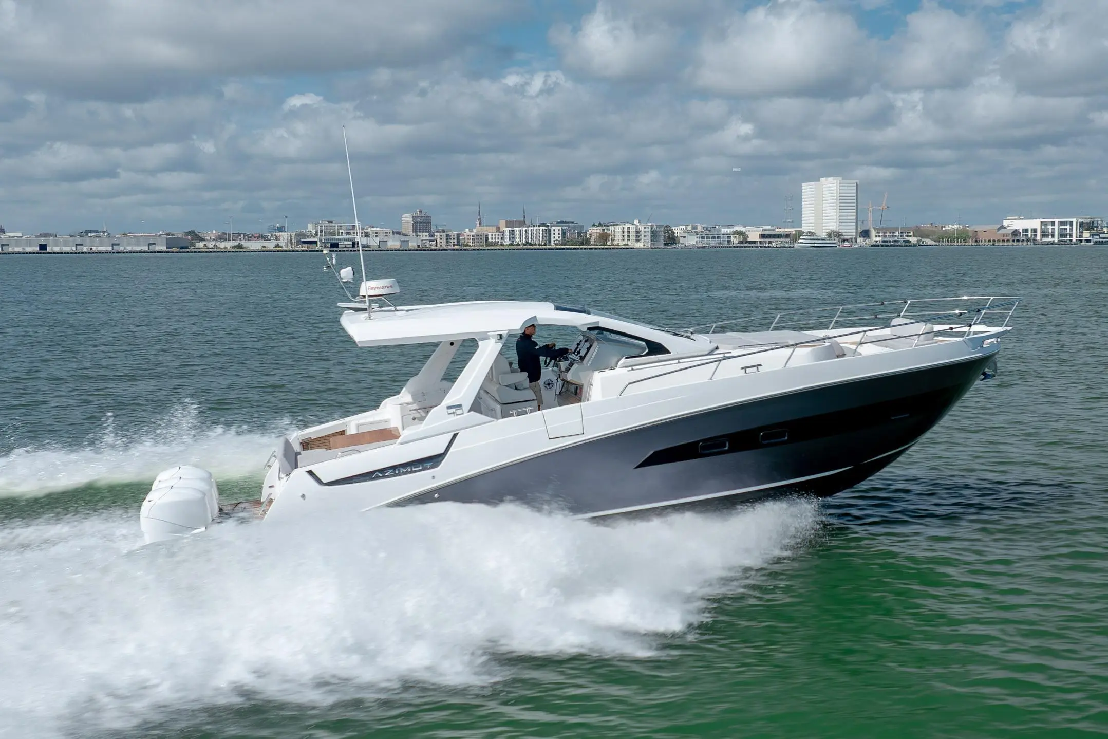 2019 Azimut 40 FLYBRIDGE for Sale in Charleston, SC #5858...