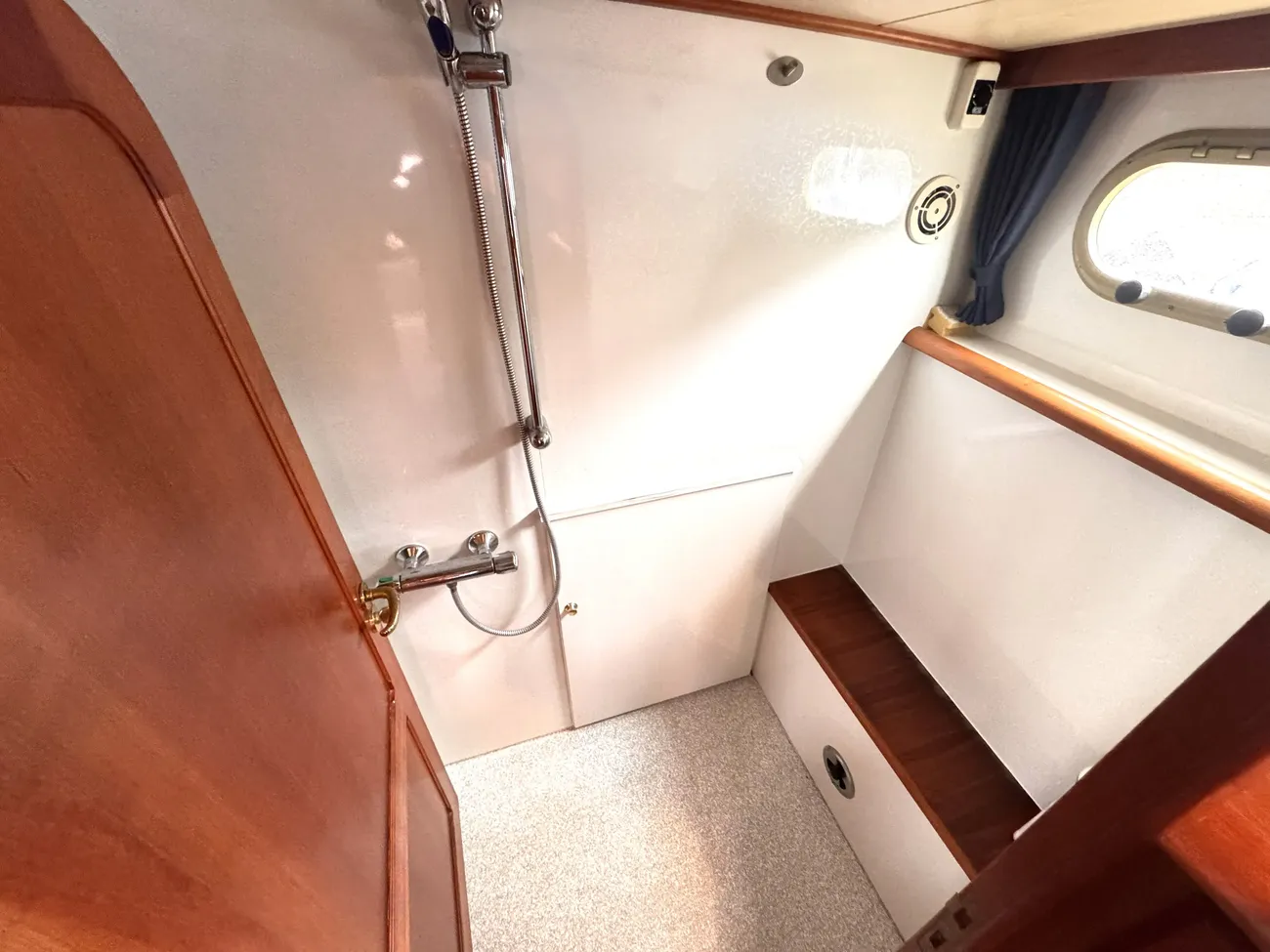 2005 Stevens 1200 Vlet image 8