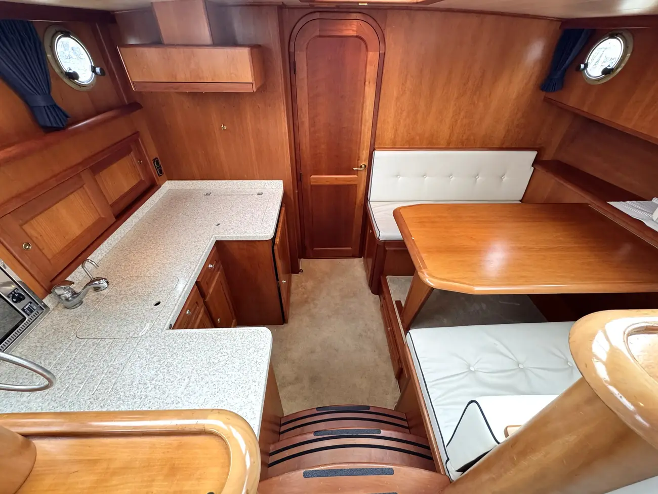 2005 Stevens 1200 Vlet image 24