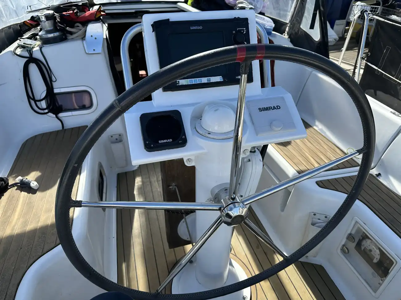 2013 Beneteau Oceanis 31 image 3