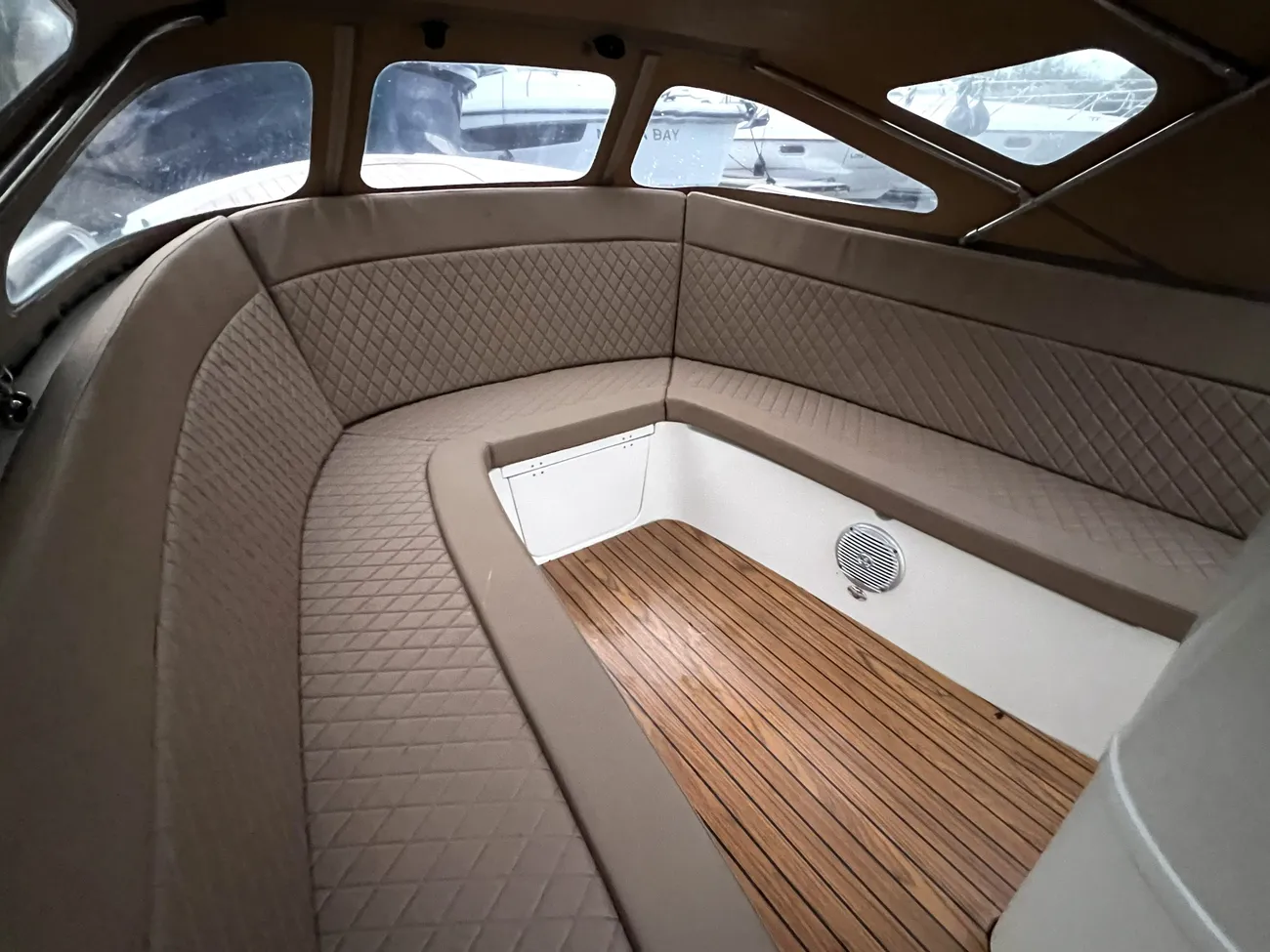 2023 Primeur 615 Tender image 9