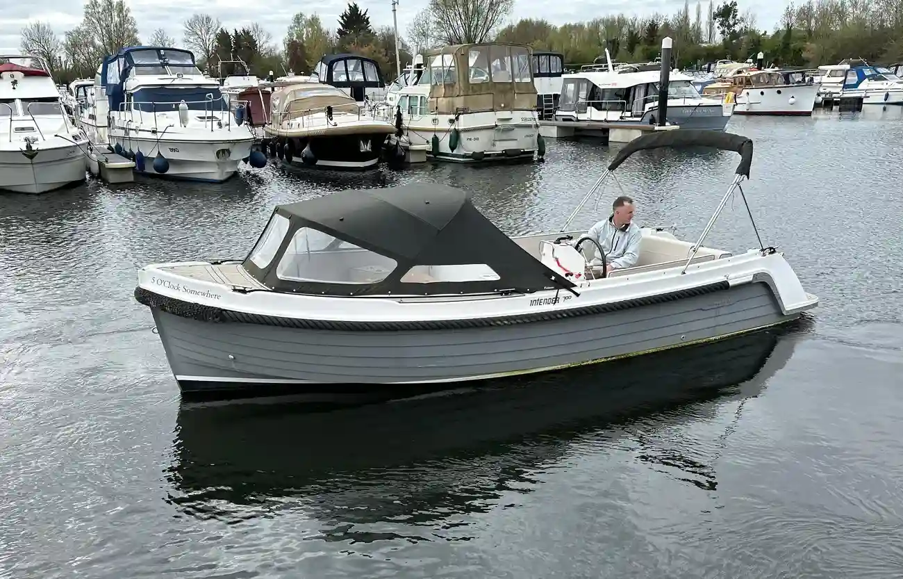 INTERBOAT INTENDER 700 2022