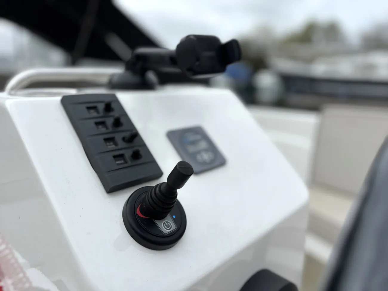 INTERBOAT INTENDER 700 2022