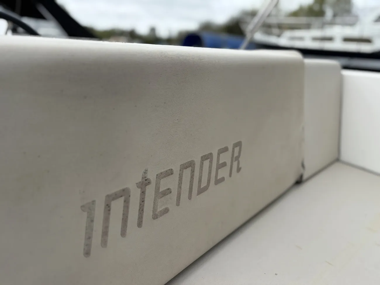 INTERBOAT INTENDER 700 2022