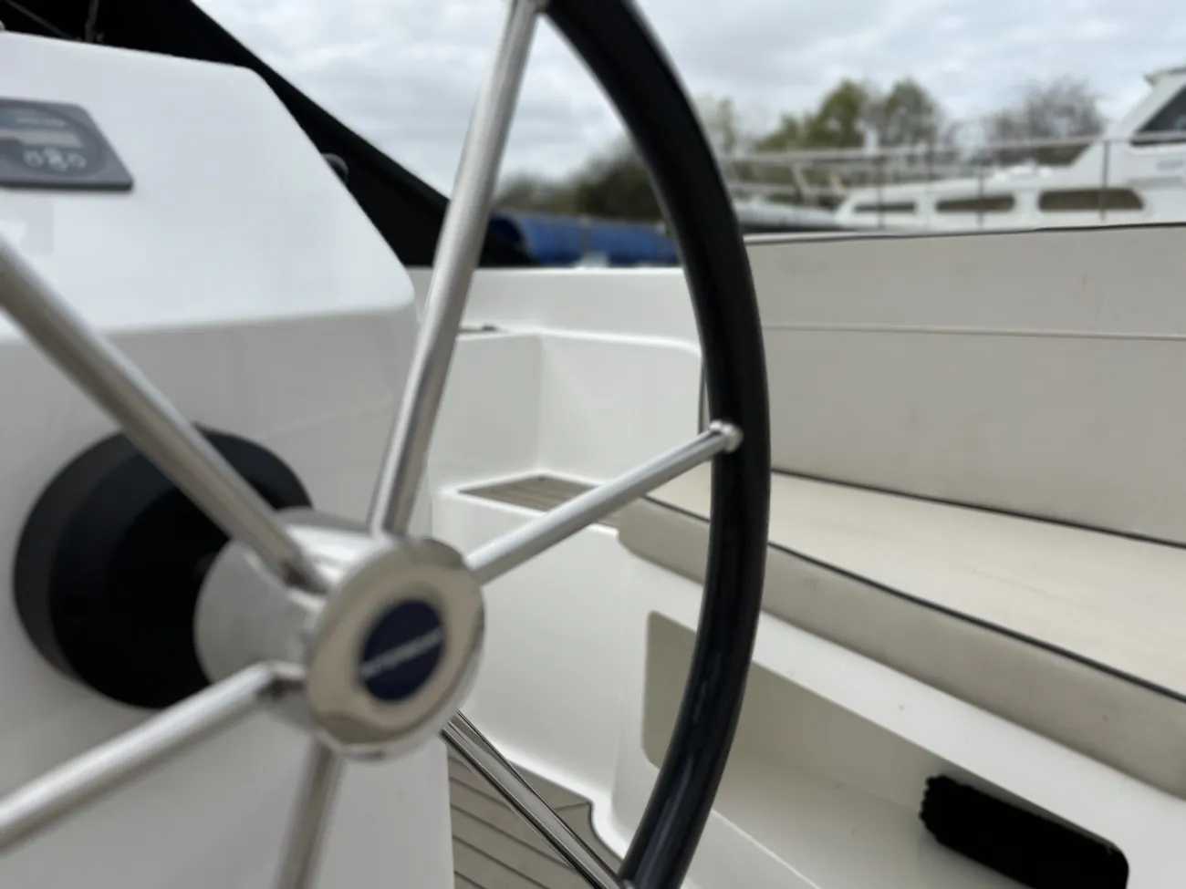 INTERBOAT INTENDER 700 2022