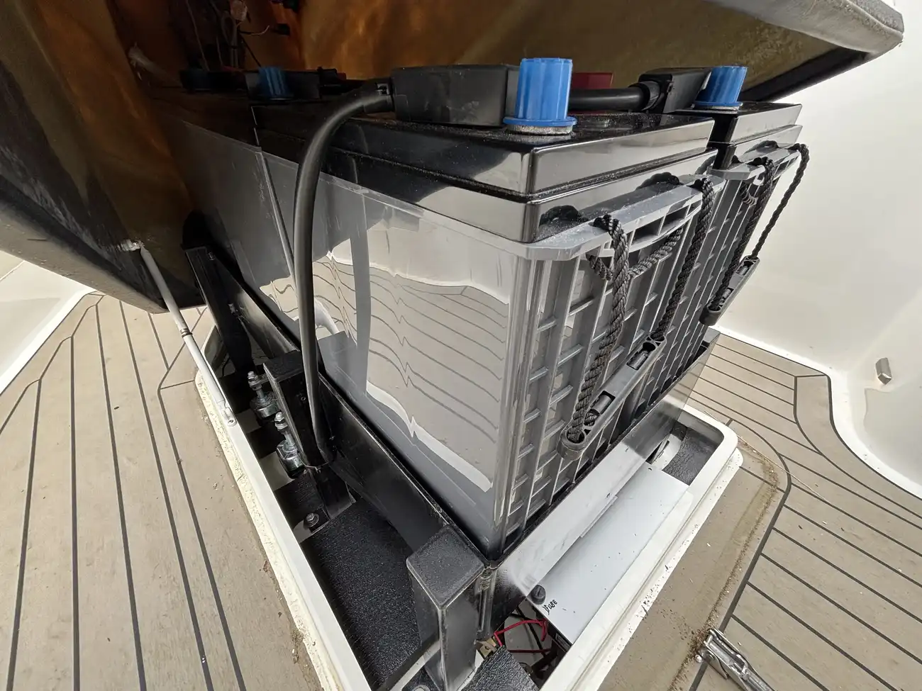 INTERBOAT INTENDER 700 2022