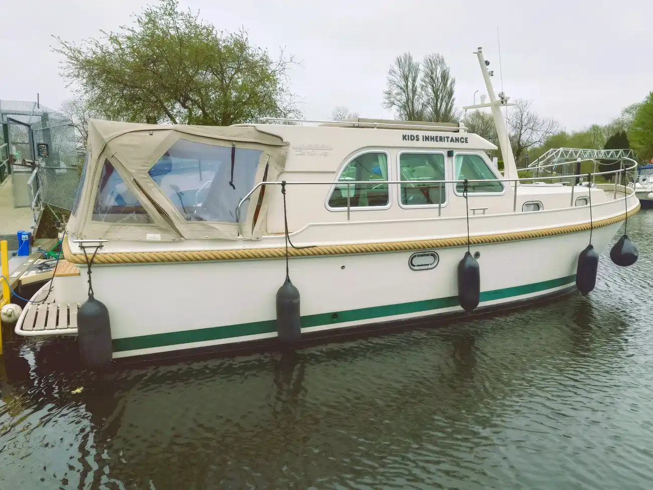 LINSSEN 29.9 SEDAN 2007