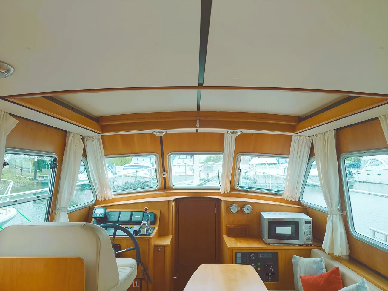 LINSSEN 29.9 SEDAN 2007