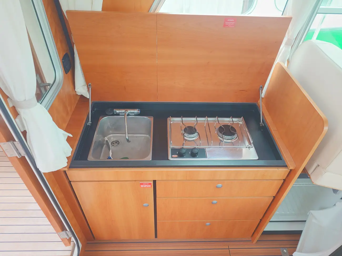 LINSSEN 29.9 SEDAN 2007