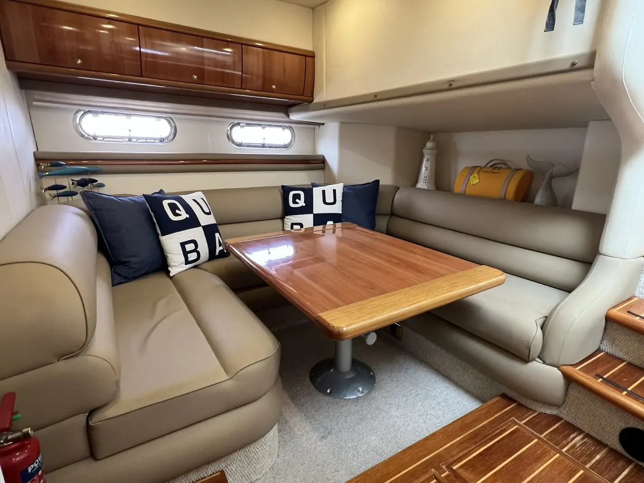 2004 Sealine F43 image 4
