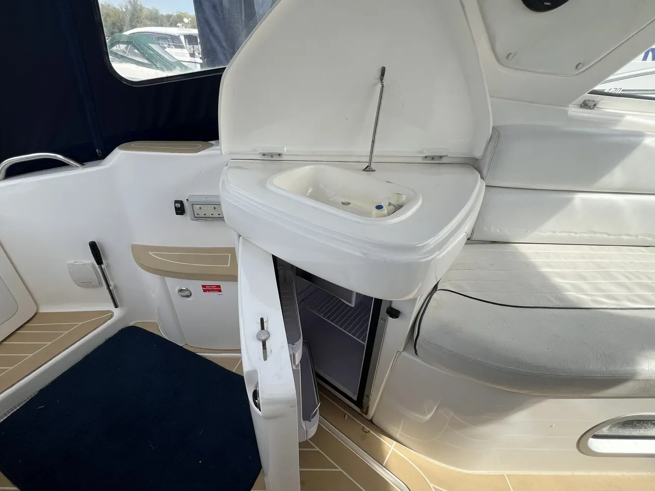 1996 Sealine S28 image 15