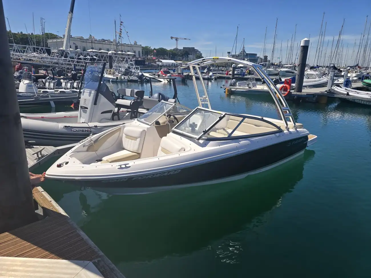 2015 Regal 1900 ES