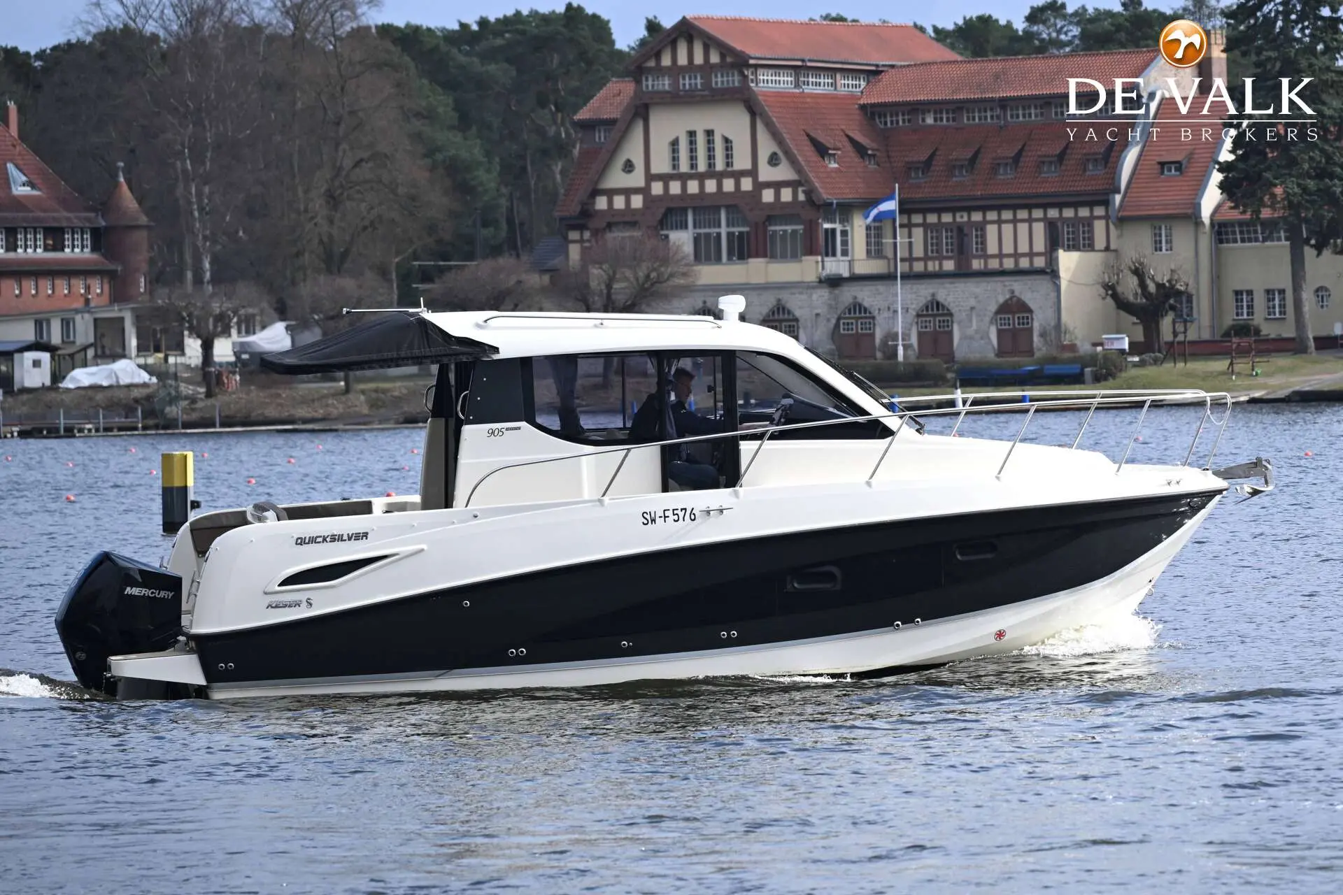 2022 Quicksilver Activ 905 Weekend for Sale in Contact