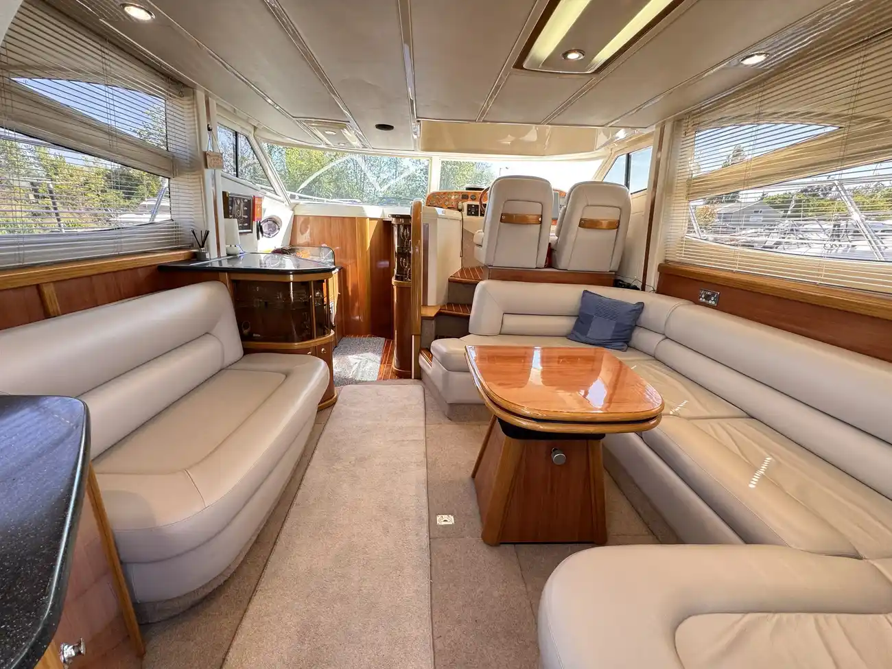 2002 Sealine F425 image 24