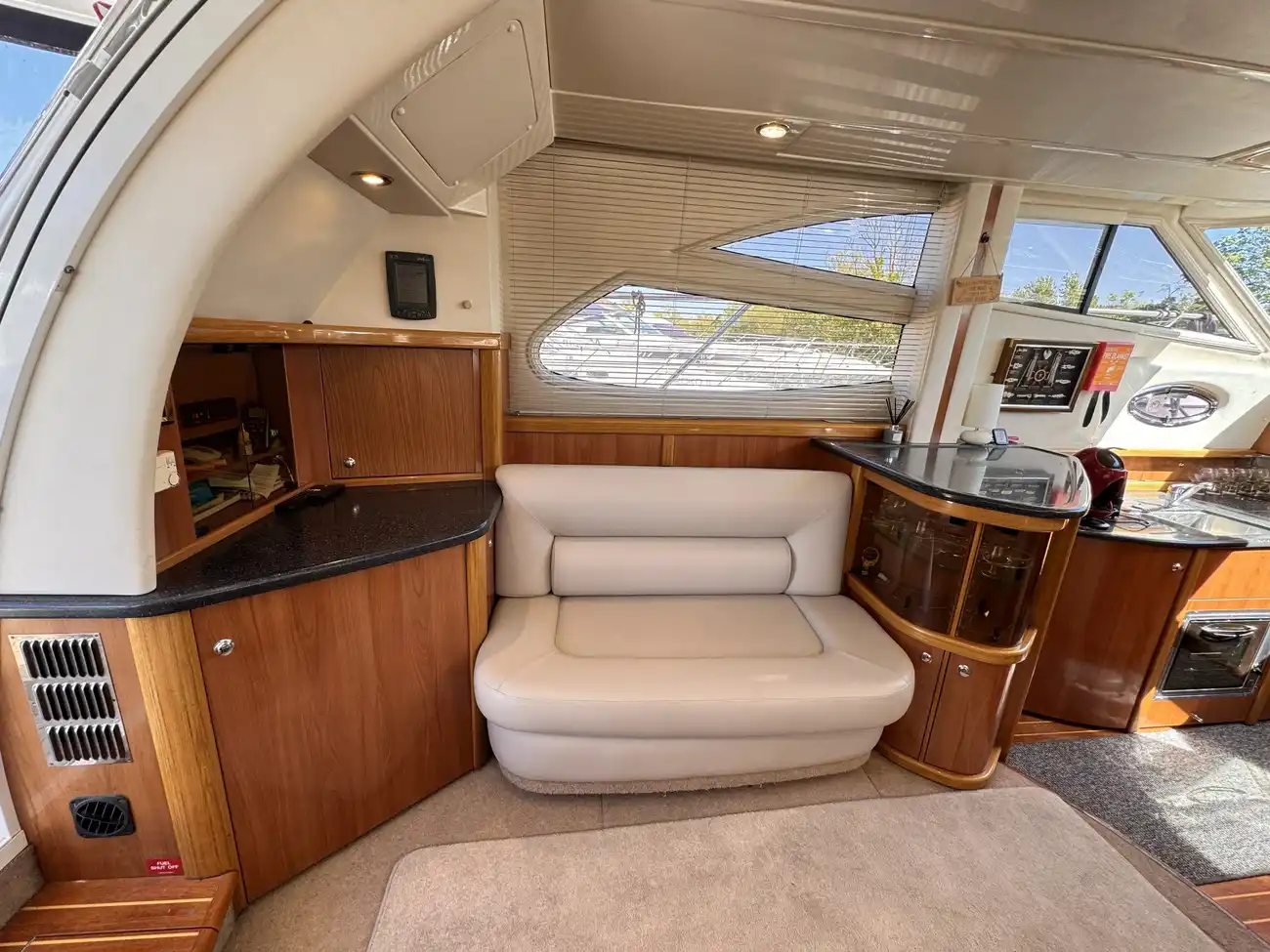2002 Sealine F425 image 26