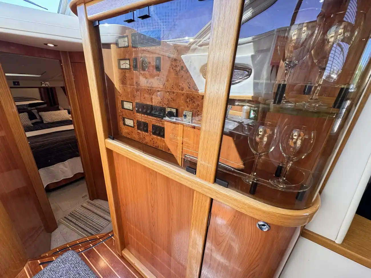 2002 Sealine F425 image 33