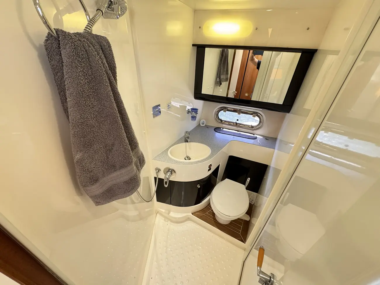 2002 Sealine F425 image 10