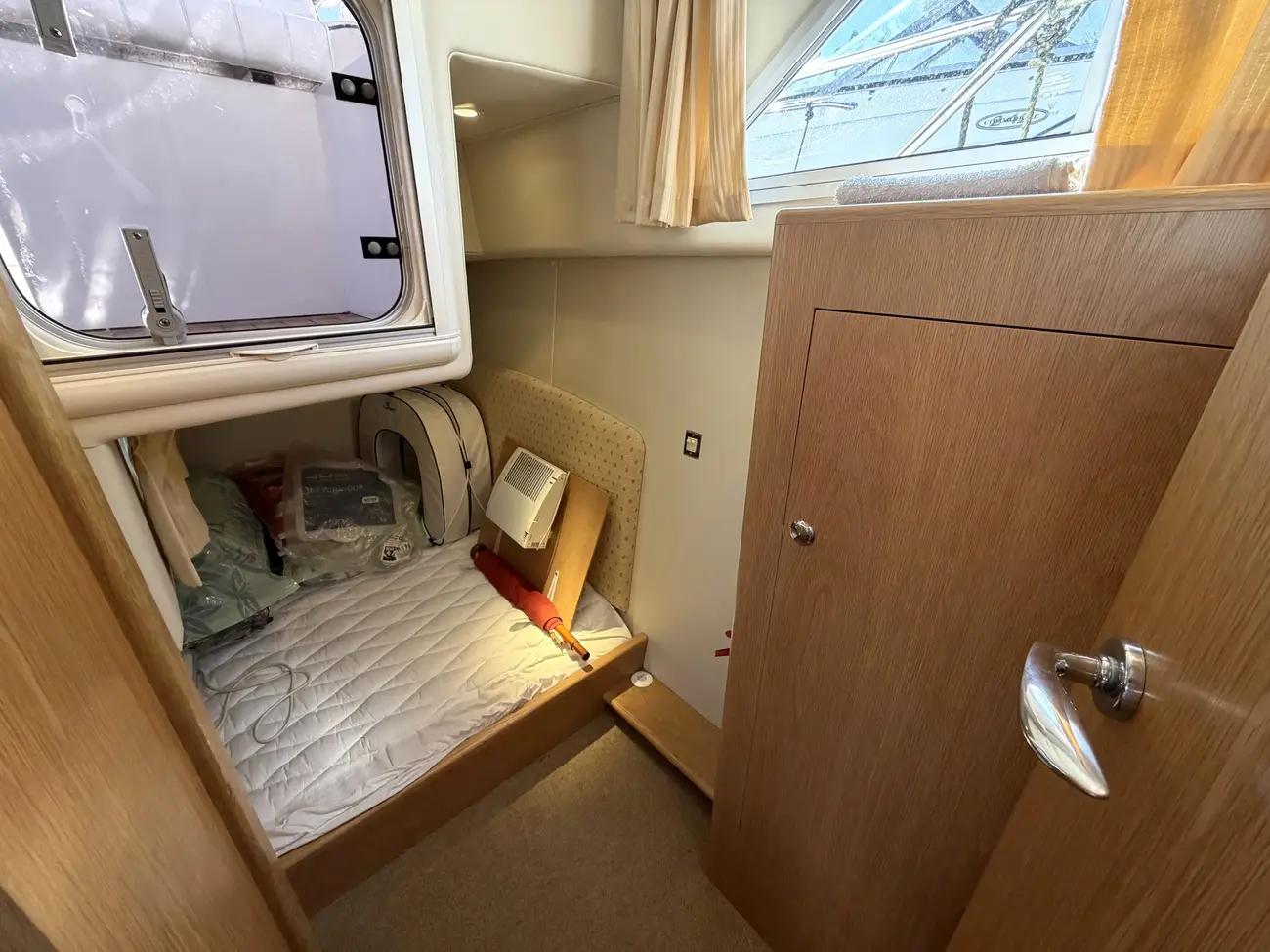 2009 Sheerline 950 Aft Cockpit image 6
