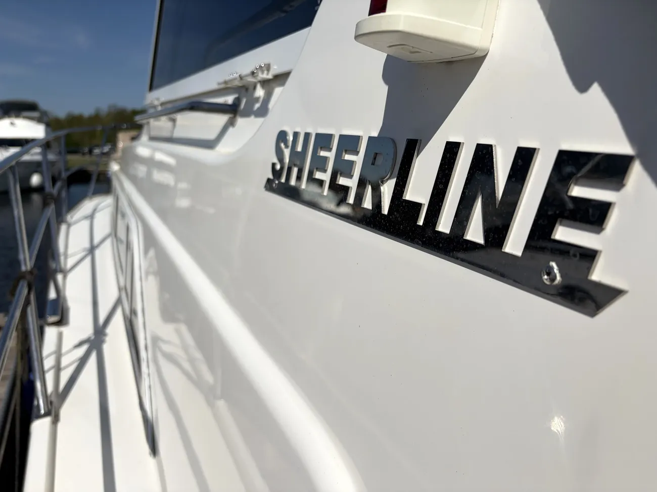 2009 Sheerline 950 Aft Cockpit image 13