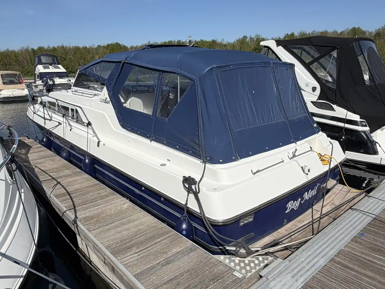 2009 Sheerline 950 Aft Cockpit image 11