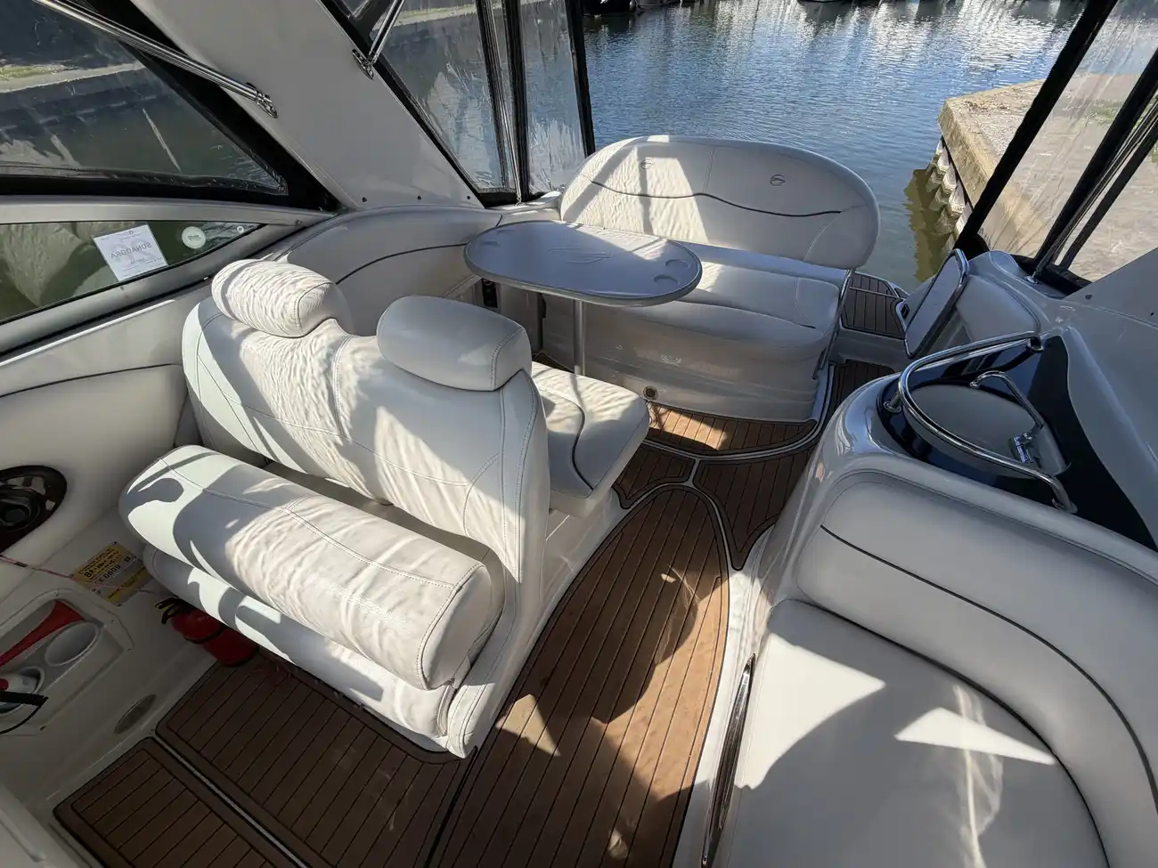2005 Crownline 270 CR image 18