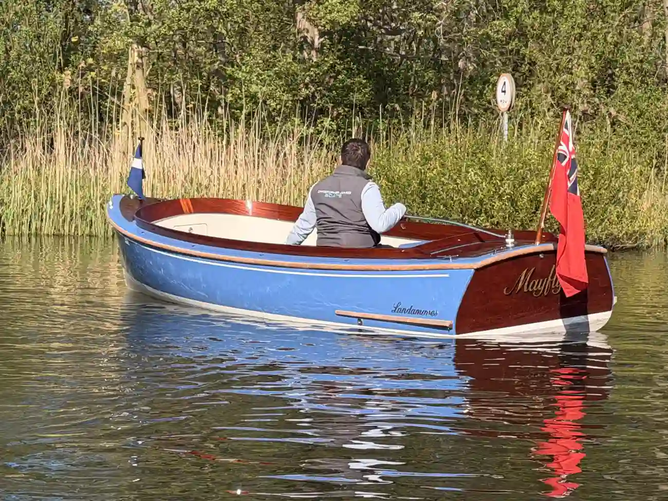 2018 Landamores Mayfly 16